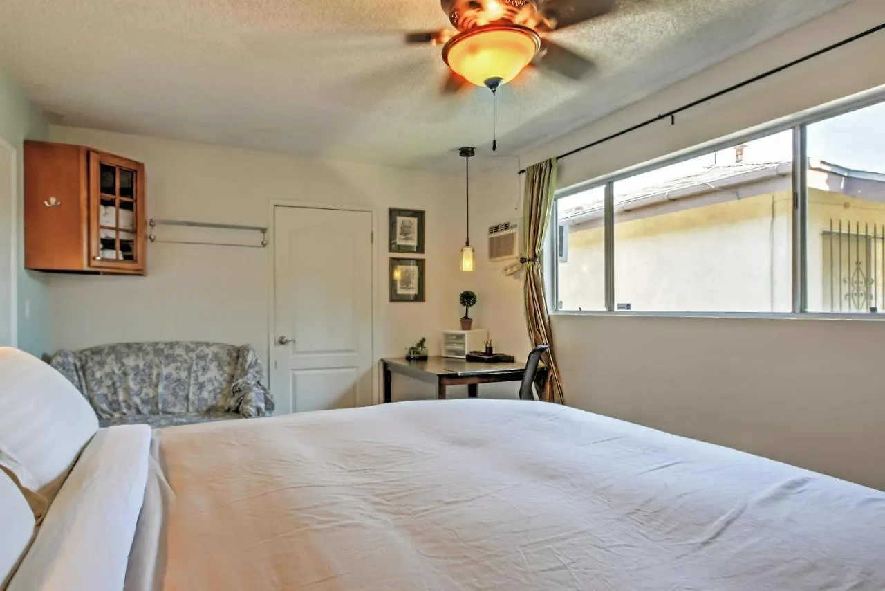 Long Beach Condo With Balcony About 2 Mi To Downtown! United States